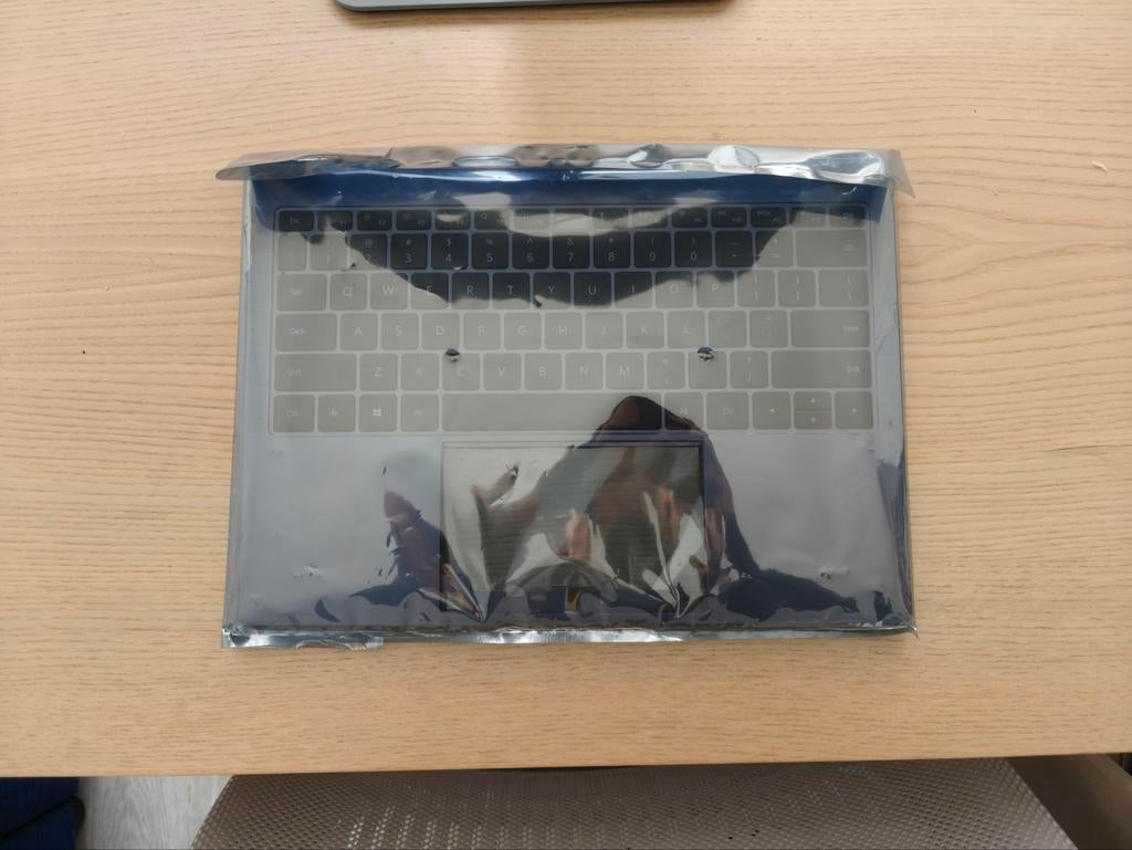 Huawei Matebook X Pro Palmrest and Keyboard new, Computers en Software, Ophalen of Verzenden, Nieuw