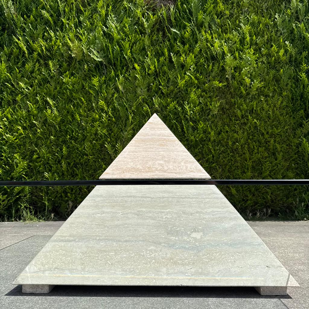 Travertin pyramide salontafel, Antiek en Kunst, Ophalen