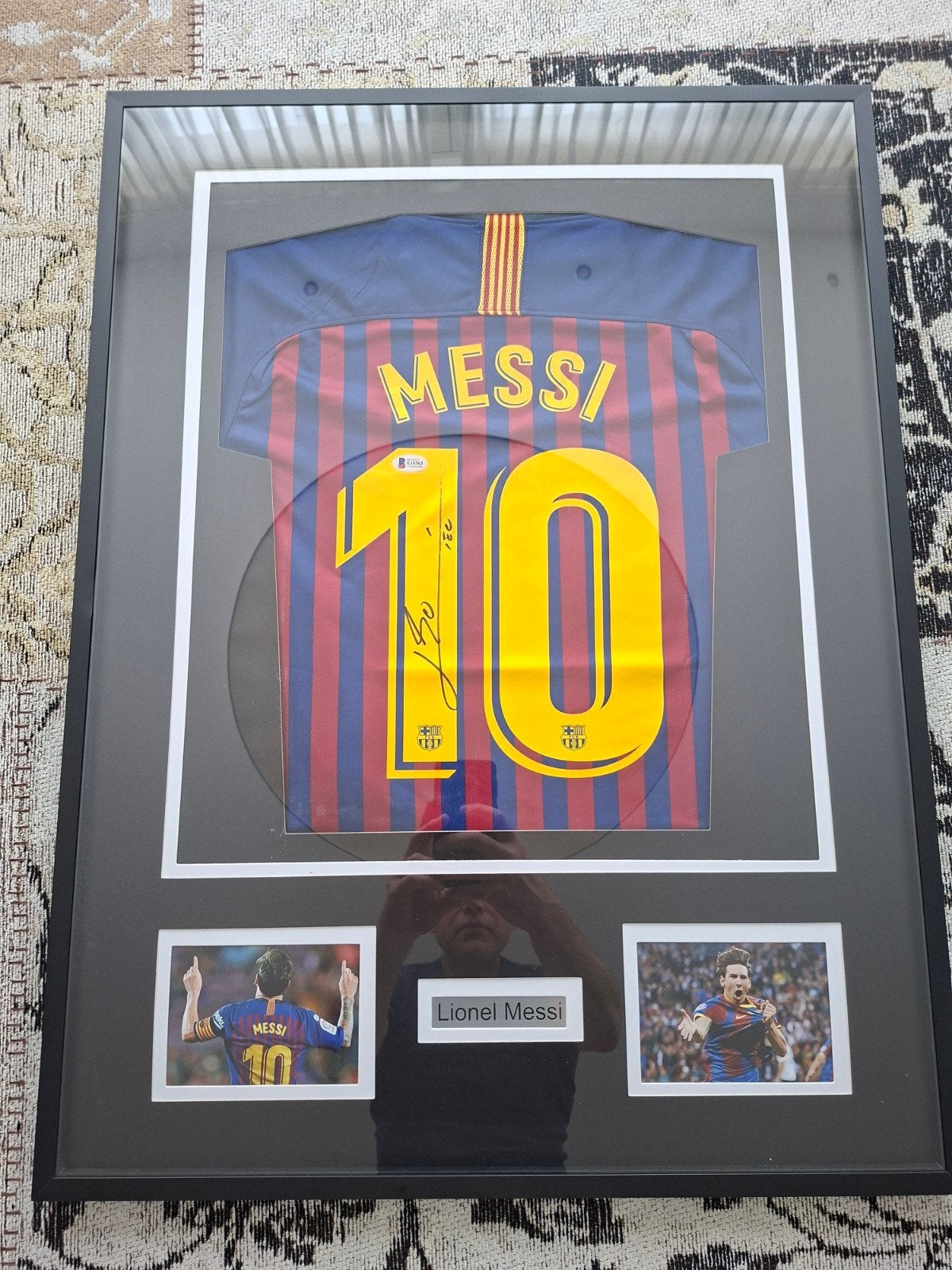 Ingelijst gesigneerd Messi shirt met Beckett COA, Ophalen of Verzenden