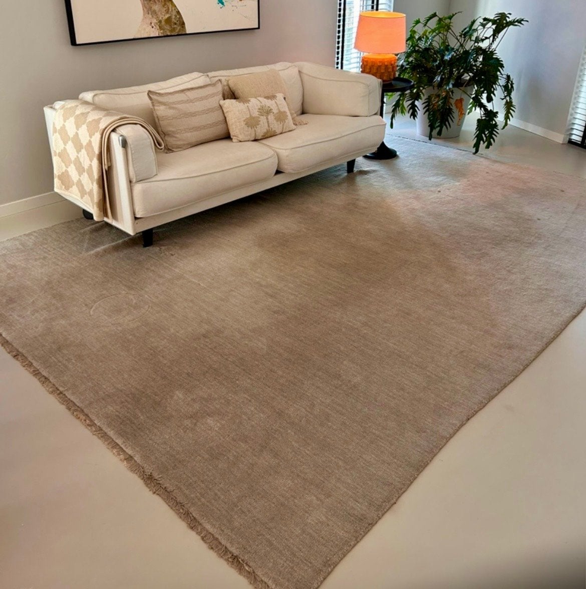 Groot handgemaakt wollen kleed taupe/grijs, Ophalen, 200 cm of meer, Zo goed als nieuw, 200 cm of meer