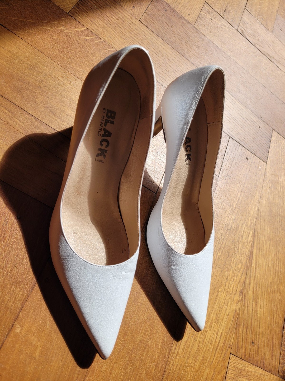 Manfield Black Label Bruidsschoenen  Maat 38, Kleding | Dames, Schoenen, Pumps, Wit, Ophalen of Verzenden, Zo goed als nieuw