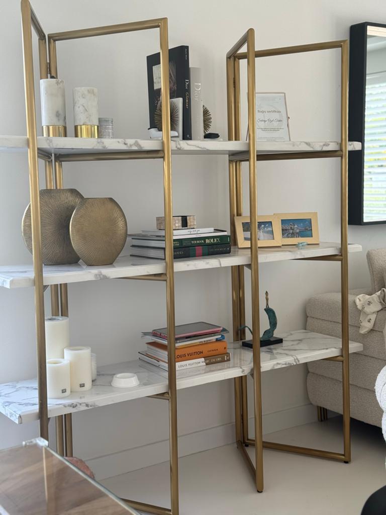 Eichholtz Luxe design boekenkast, Goud met Marmer Planken, Ophalen, Met plank(en), Overige materialen, 150 tot 200 cm