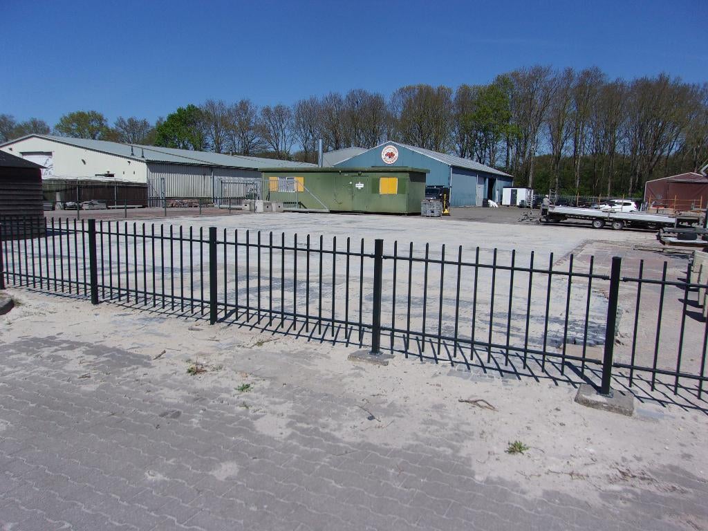 Te huur Buiten terrein 900 m2  in  Zuidwolde d.r, 900 m², Huur, Grond of Kavel