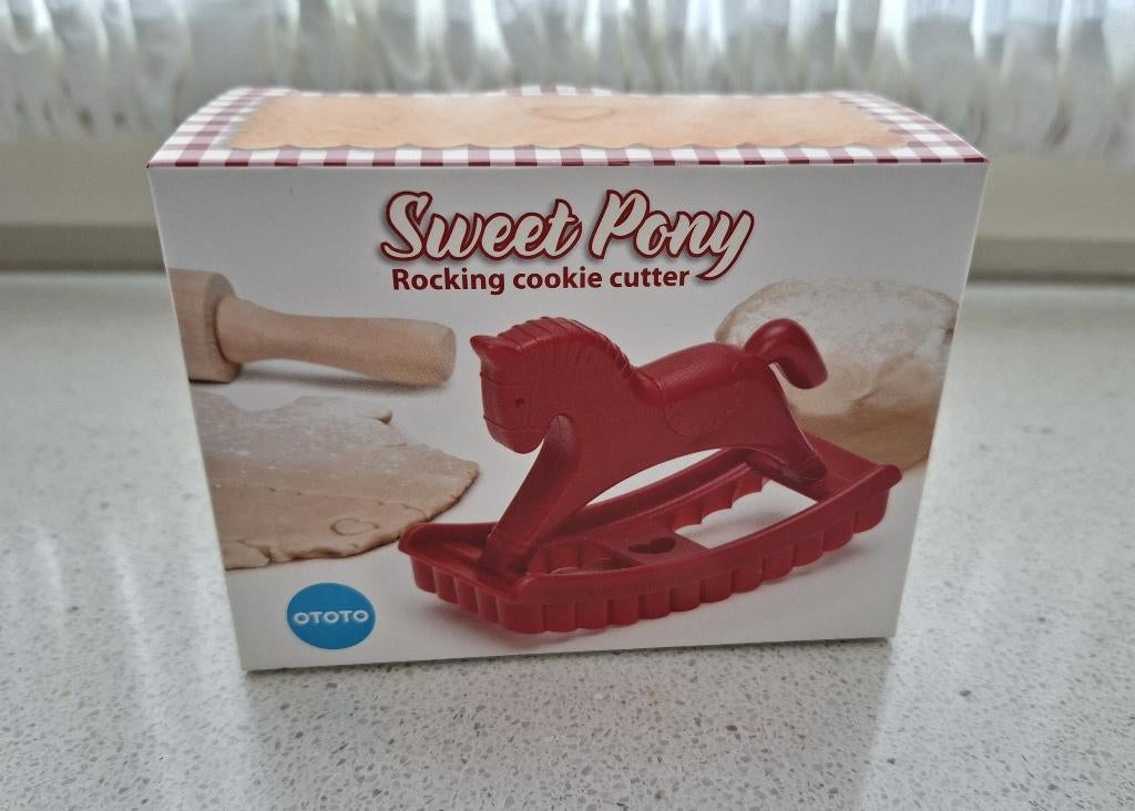 Sweet Pony Rocking Horse koekjessnijder rood van Ototo, Overige typen, Kunststof, Nieuw, Ophalen of Verzenden
