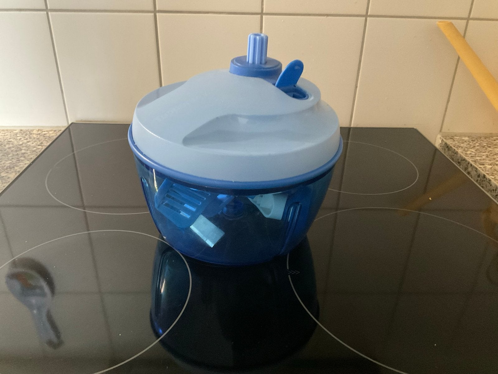 Tupperware snij- en rasp machine, z.g.a.n., Ophalen, Kunststof, Zo goed als nieuw, Overige merken