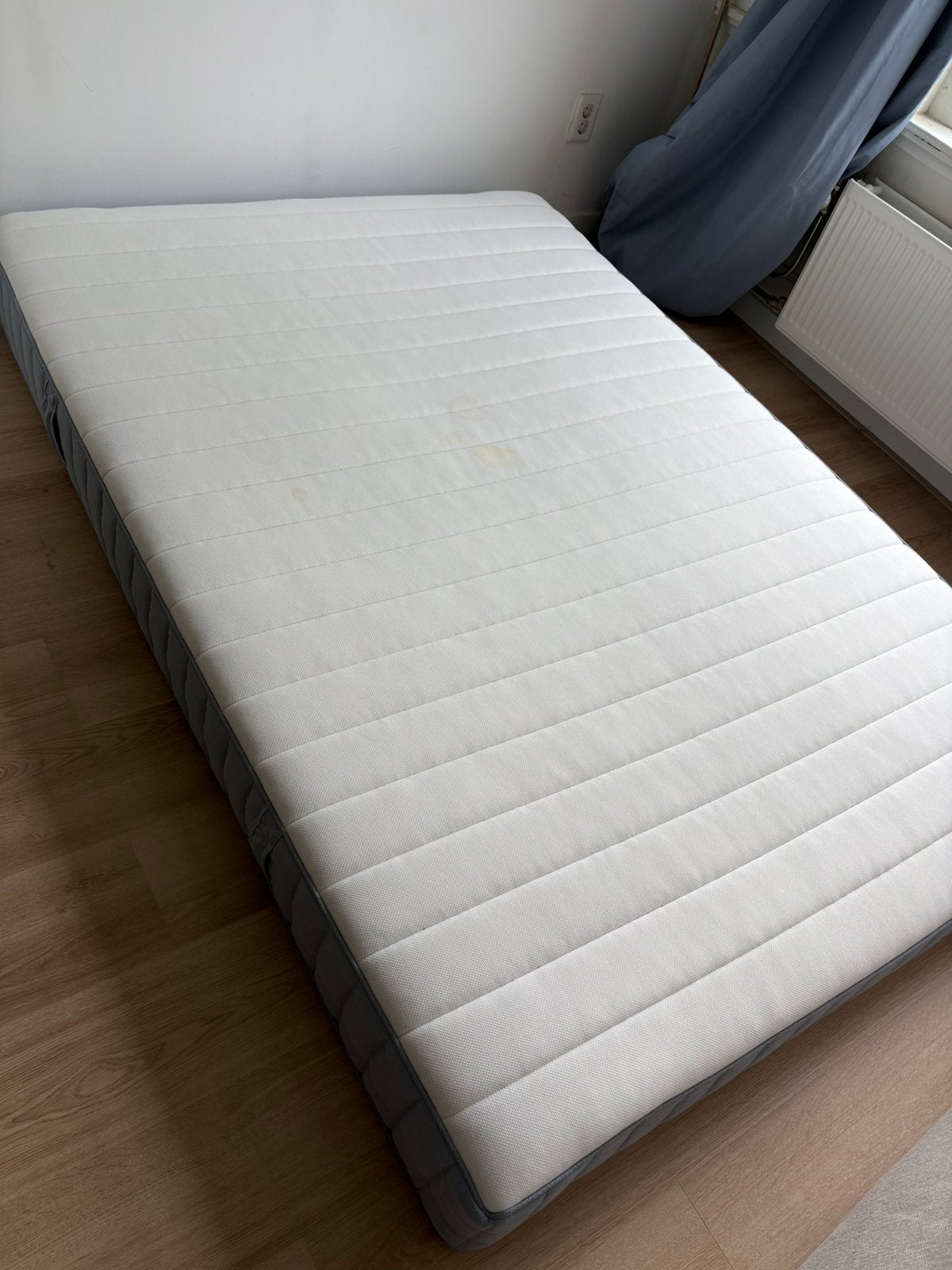 Stevig pocketvering matras IKEA Valevåg, Ophalen, Tweepersoons, 140 cm, Zo goed als nieuw