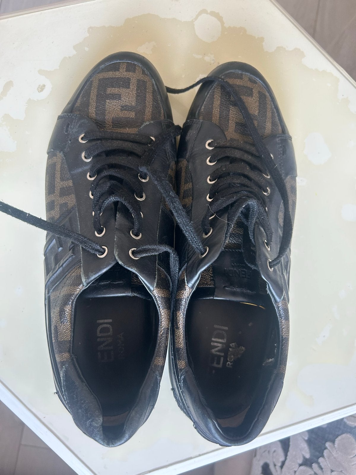 Fendi heren schoenen - Maat 42 - Goede staat, Ophalen, Overige kleuren, Sneakers of Gympen, Zo goed als nieuw