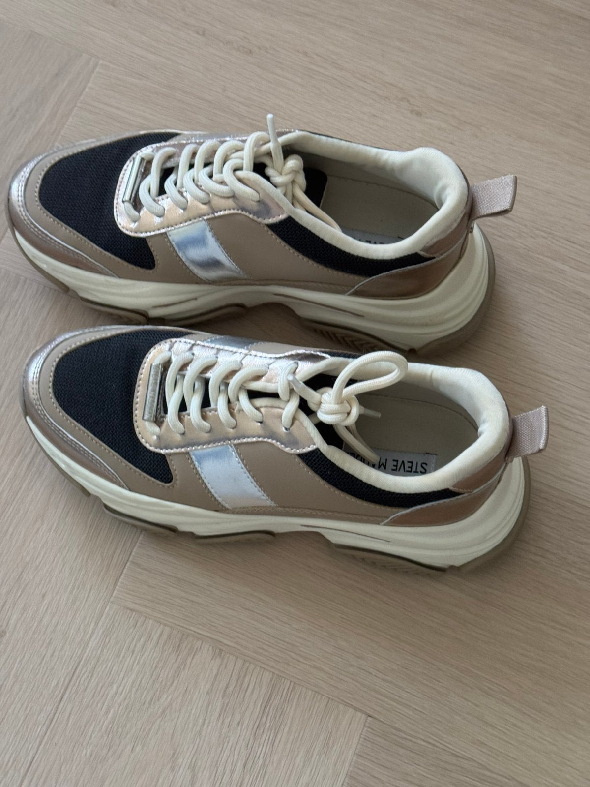 Steven Madden sneakers maat 39 zgan!, Ophalen of Verzenden, Zo goed als nieuw, Sneakers of Gympen