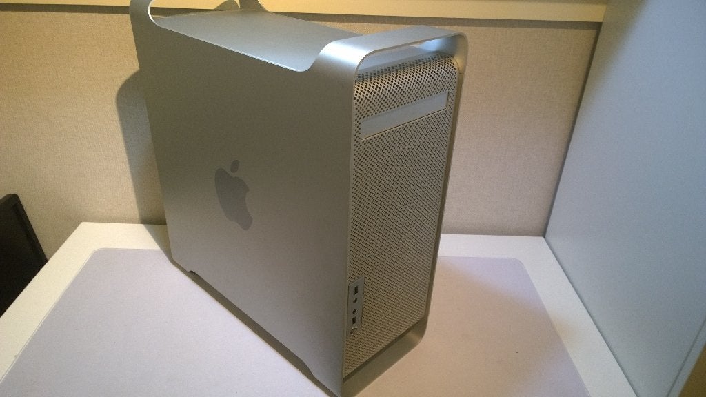 Custom Apple G5 Sleeper | i7-5820K | RTX 2070 | Win 11, Computers en Software, Ophalen, 256 GB, Refurbished, Gaming