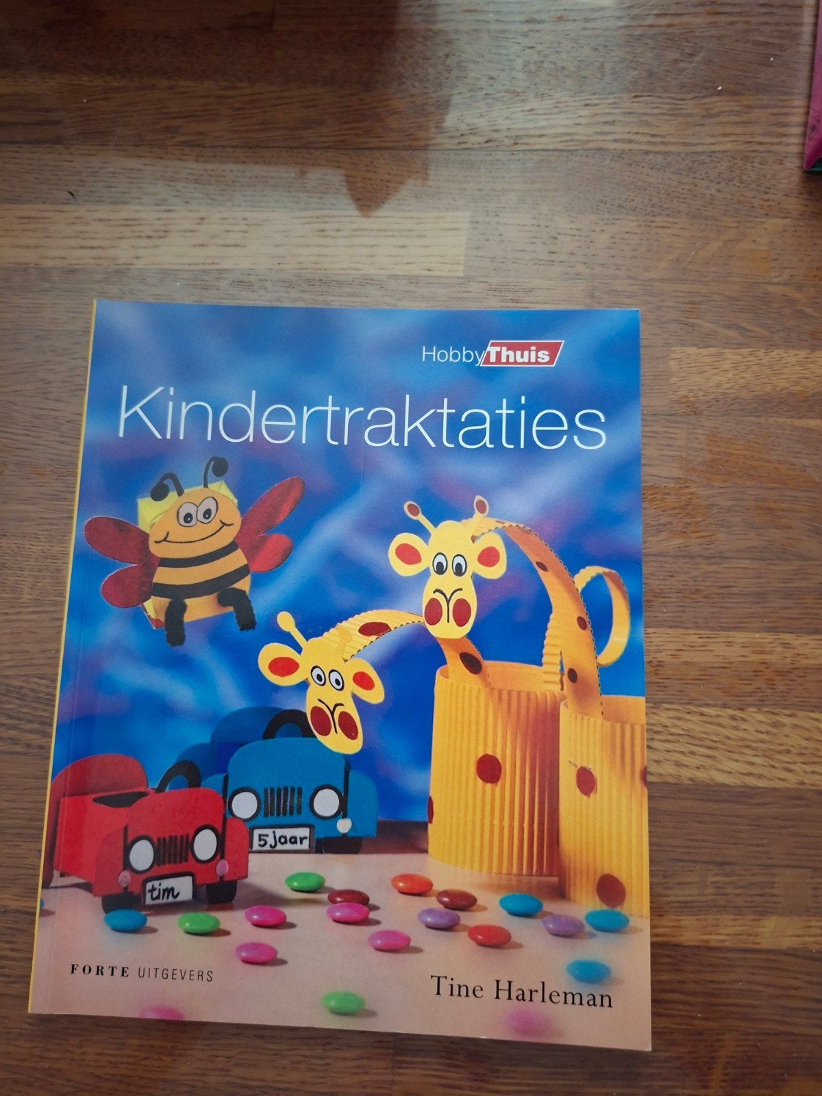 2x Kinder traktaties boek met uitleg en werktekening, Ophalen of Verzenden, Zo goed als nieuw, Tine Harleman, Overige onderwerpen