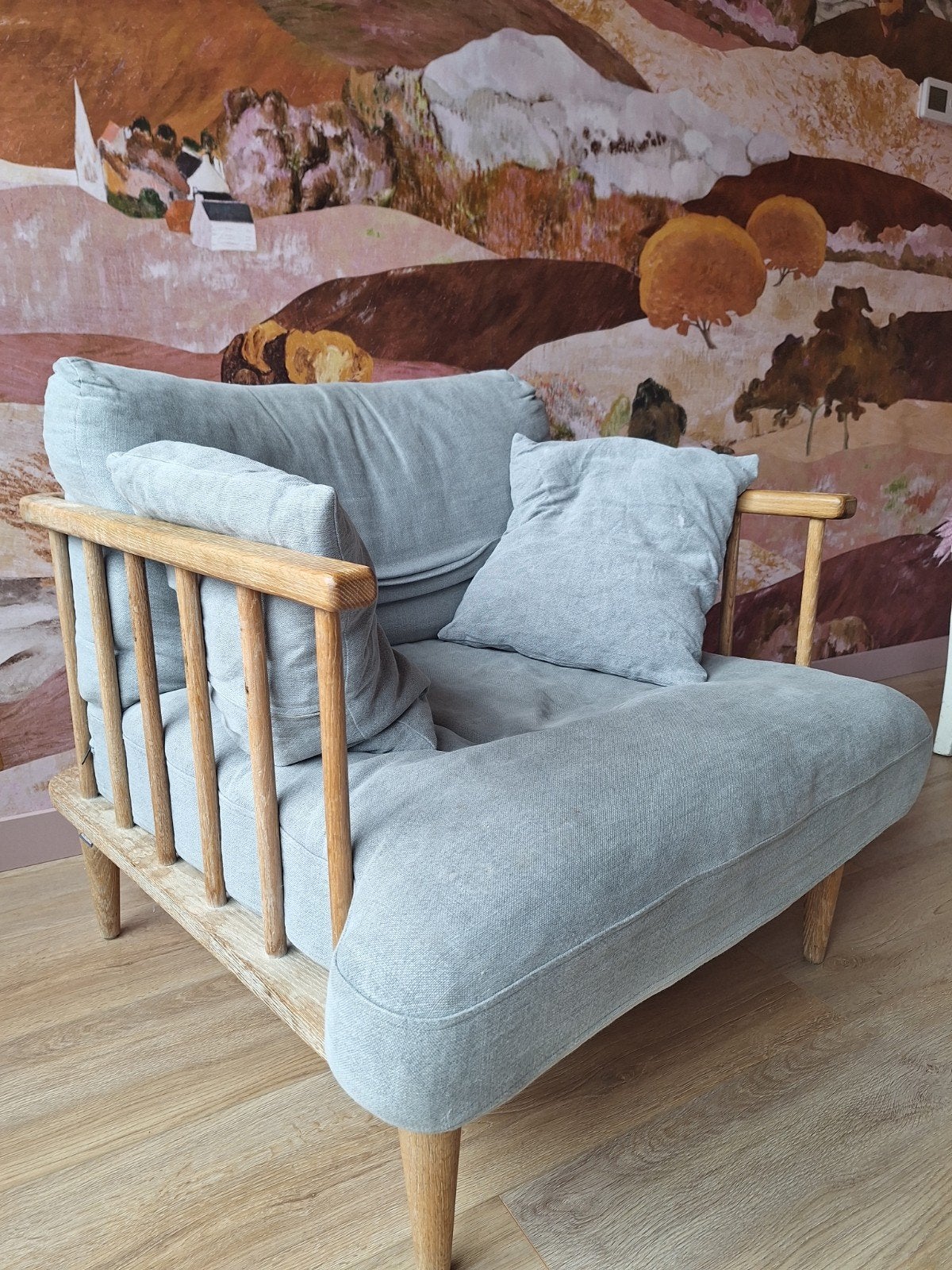 Fauteuil van Loods 5 met lichte gebruikssporen, Huis en Inrichting, Hout, Gebruikt, Modern, Scandinavisch, 75 tot 100 cm