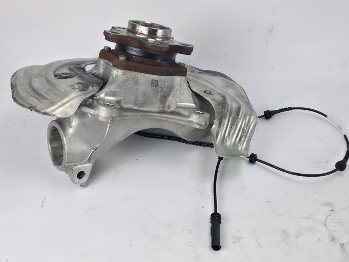 Fusee rechts-voor van een BMW 3-Serie, Gebruikt, -, -, Ophalen of Verzenden
