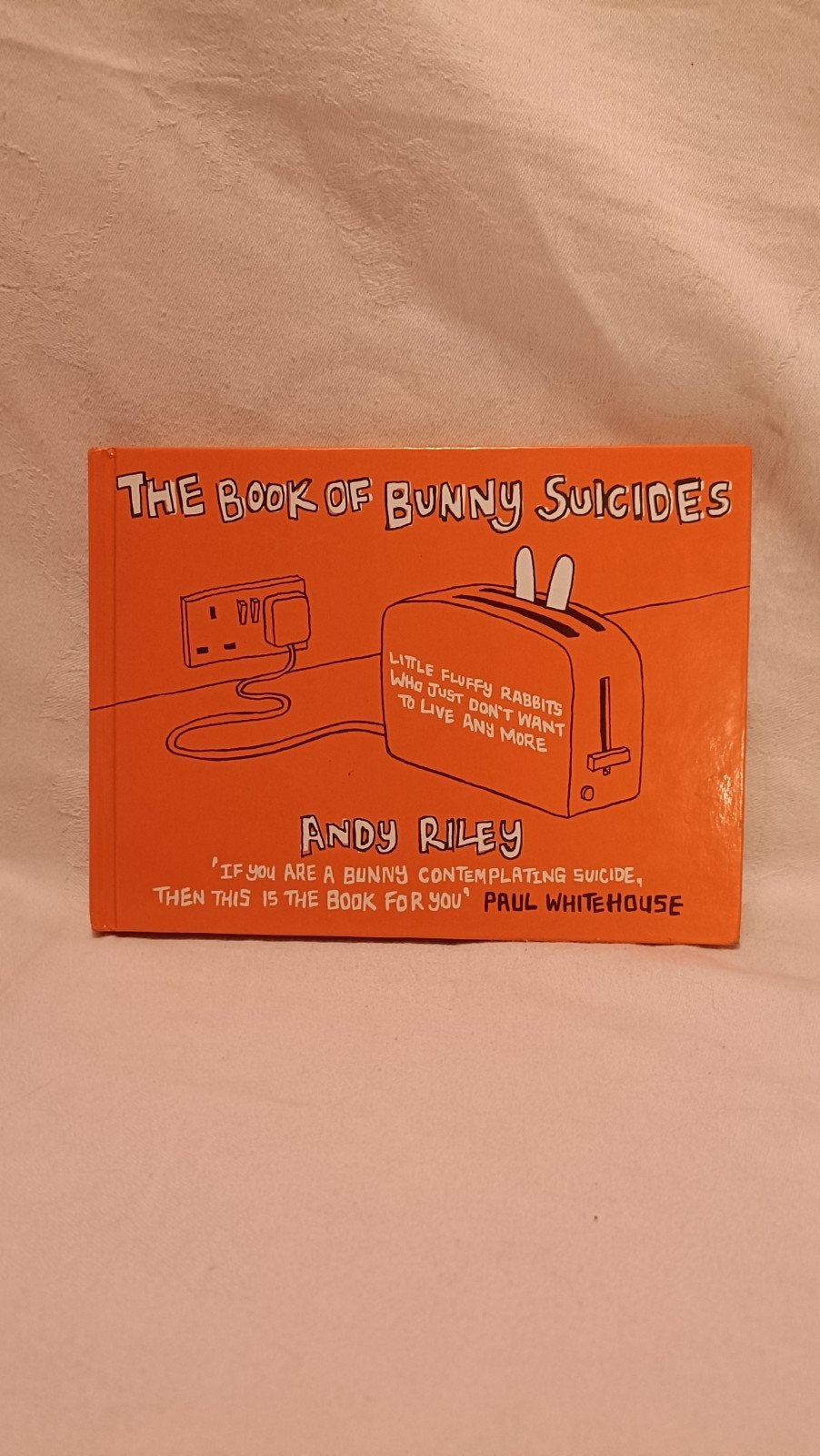 Riley, Andy - The Book of Bunny Suicides, Cartoons, Ophalen of Verzenden, Zo goed als nieuw, Andy Riley