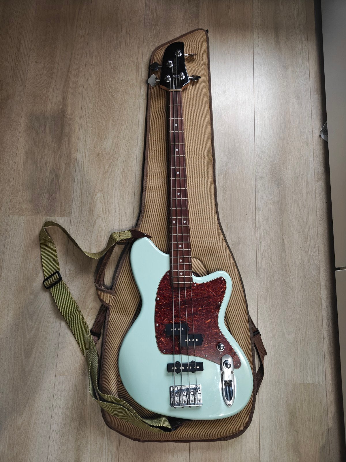 Ibanez TMB100 basgitaar, Ophalen, Zo goed als nieuw, Elektrisch