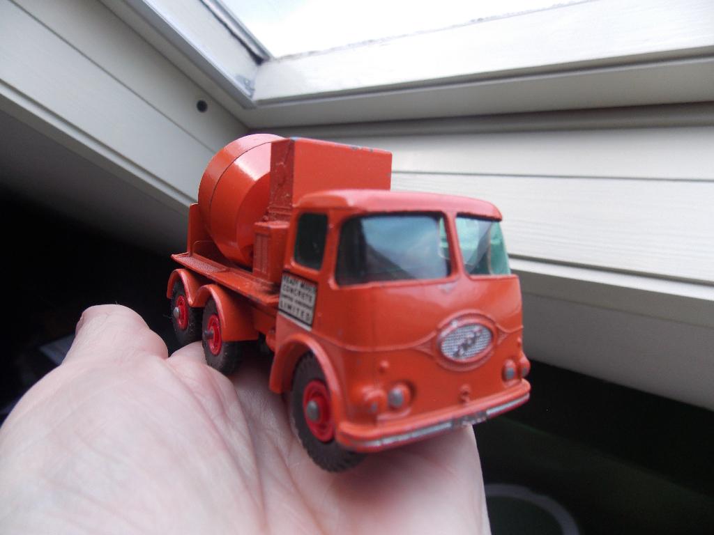 Concrete king size cementwagen truck /matchbox prima staat, Ophalen of Verzenden, Gebruikt, Auto
