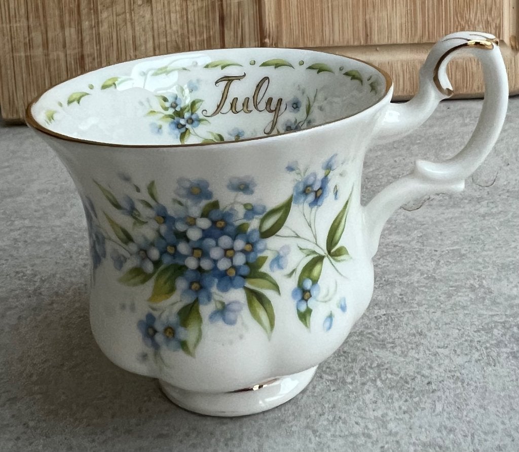Royal Albert flower of the month kopje Juli, Ophalen, Zo goed als nieuw, Porselein, Kop en/of schotel