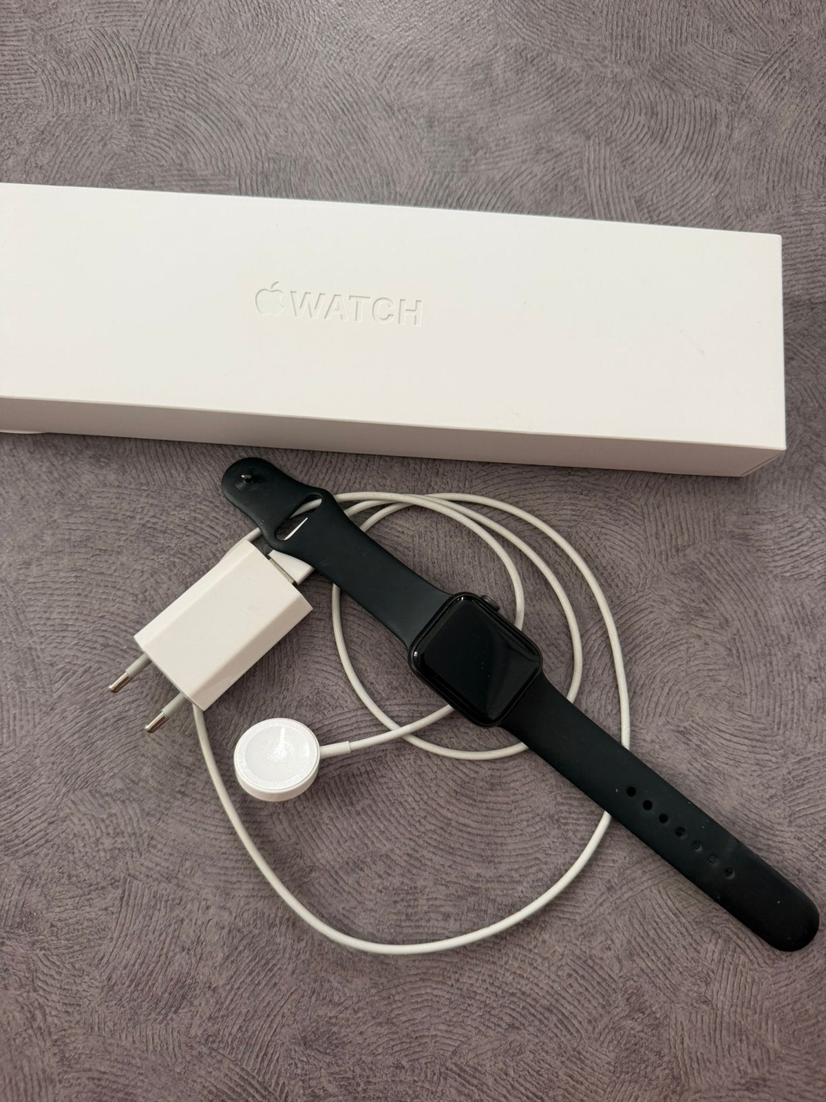Apple Watch Series 6, Ophalen of Verzenden, Zo goed als nieuw, Zwart, IOS