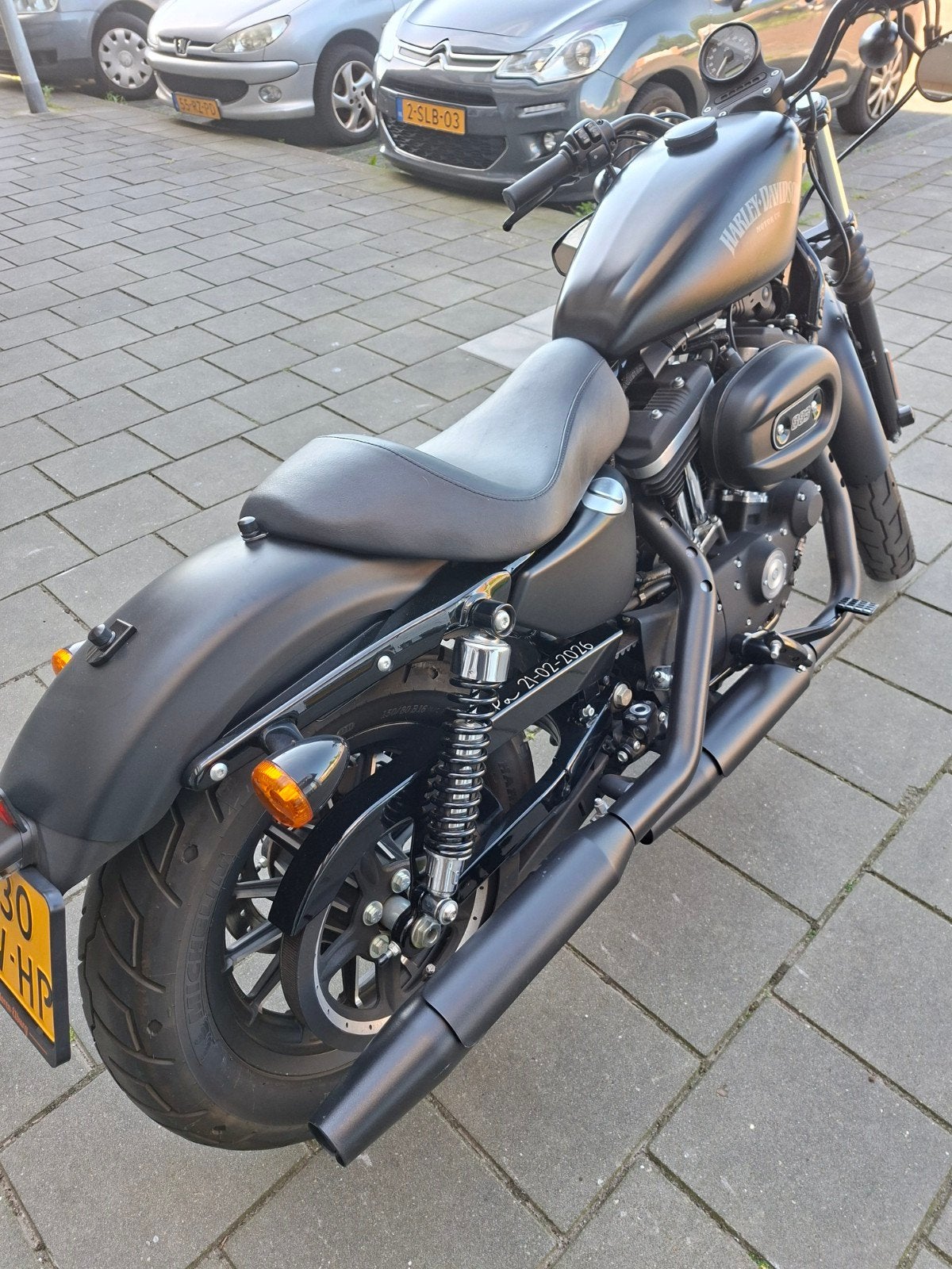 Harley Davidson Iron XL 883 17-09-2015 nieuwe type, Motoren, Motoren | Harley-Davidson, Particulier, Chopper