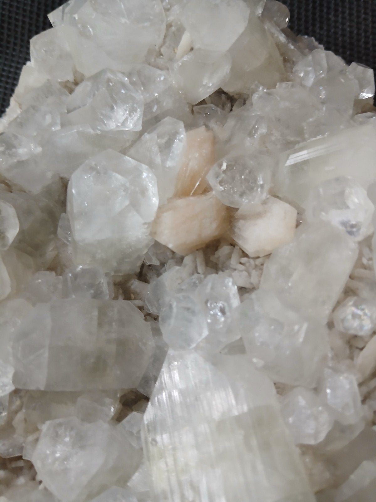 apofylliet met stilbiet, Ophalen of Verzenden, Mineraal