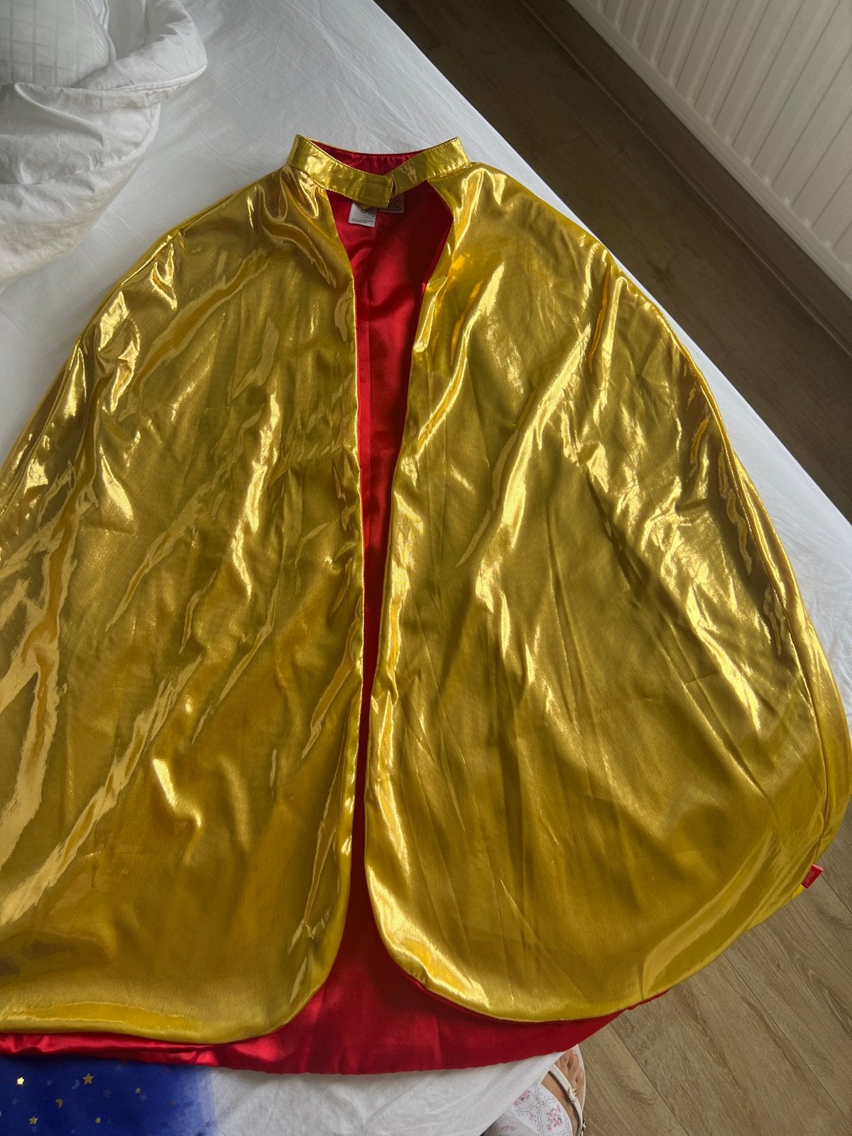 Souza Superhelden Jurk met Gouden Mantel - Maat 8-10 jaar., Ophalen of Verzenden, Zo goed als nieuw, 134 t/m 140, Meisje