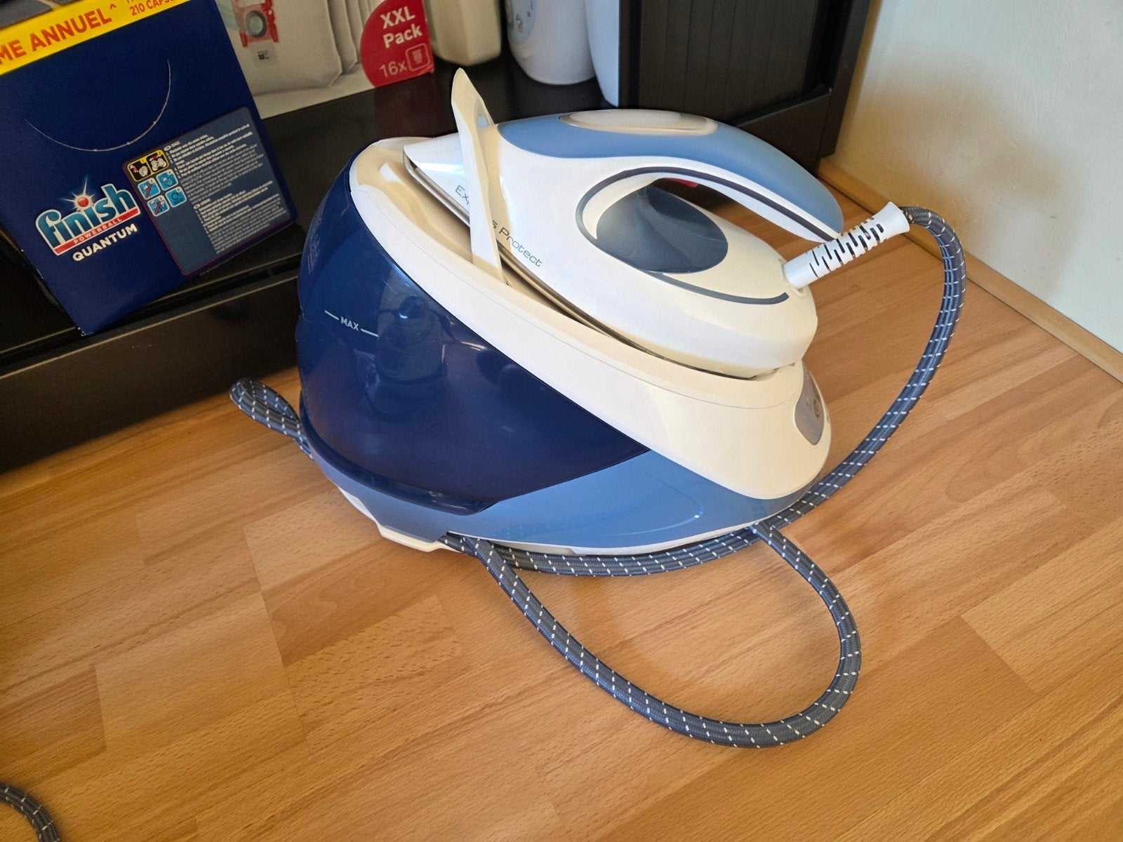 Tefal Express Easy Stoomgenerator Strijkijzer, Ophalen, Zo goed als nieuw, Strijkijzer met snoer