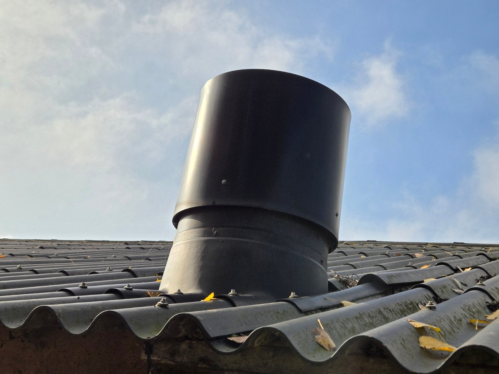 ventilatie dakdoorvoeren varkensstal, Ophalen, Gebruikt