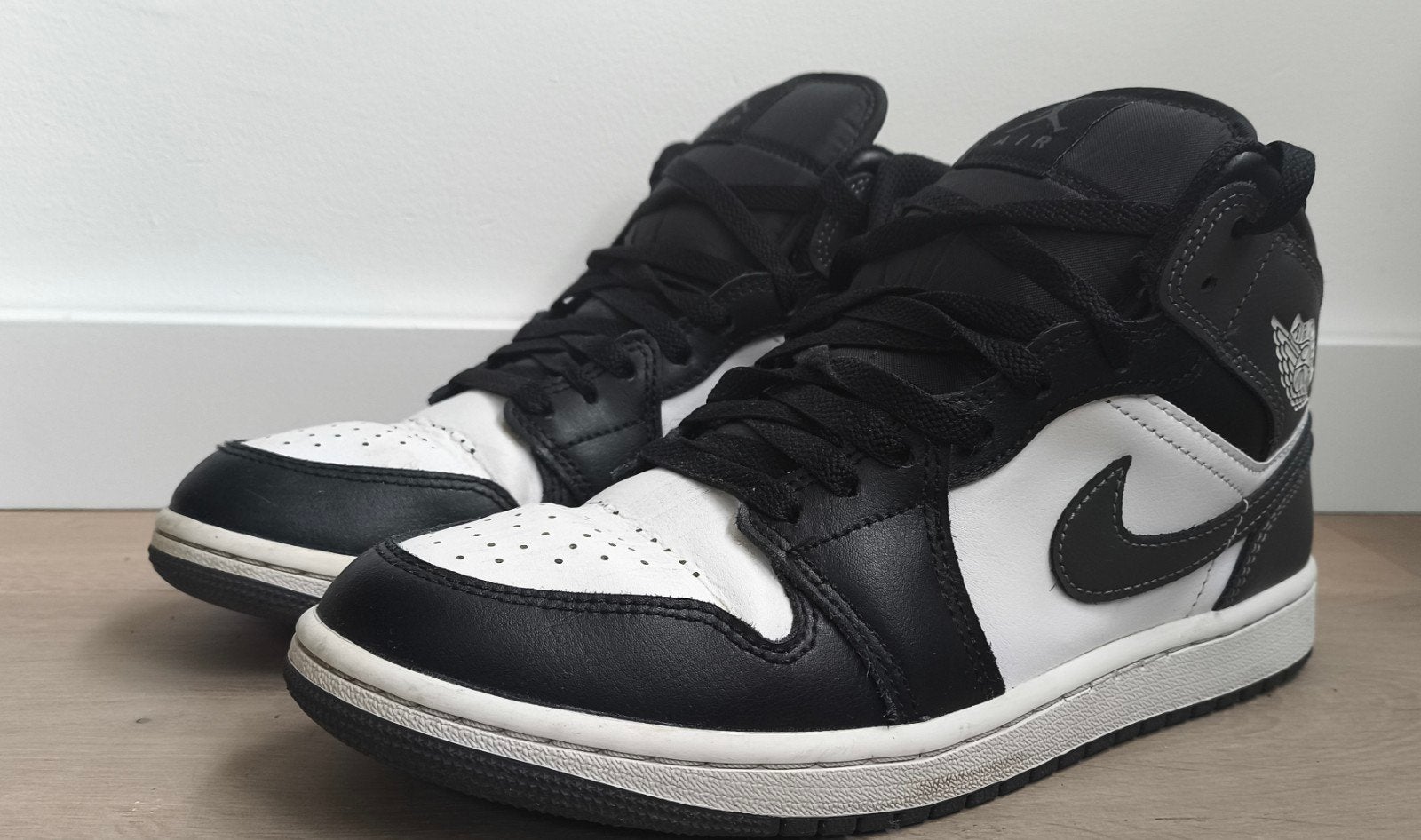 Nike Air Jordan 1 Mid Panda - Maat 41, Ophalen of Verzenden, Gedragen, Zwart