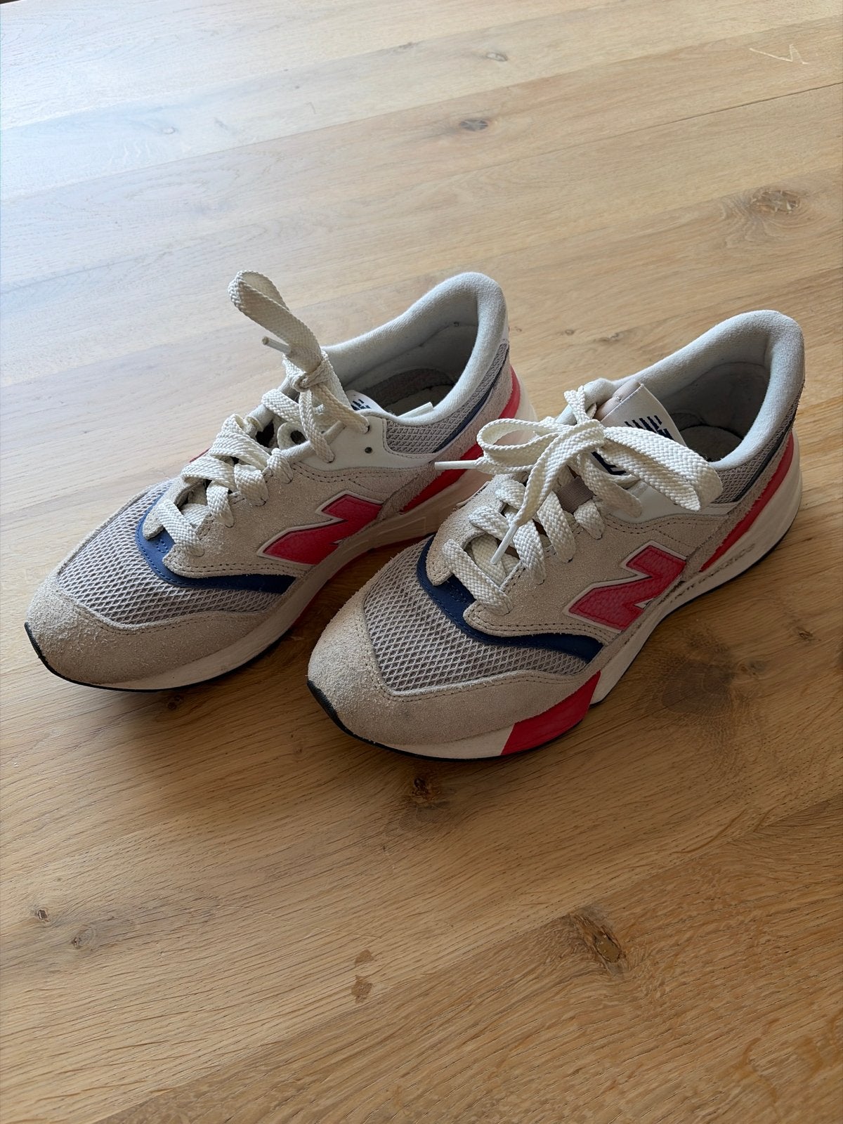New Balance 997H Sneakers - Maat 40.5, Kleding | Dames, Ophalen, Gedragen, Beige, Sneakers of Gympen