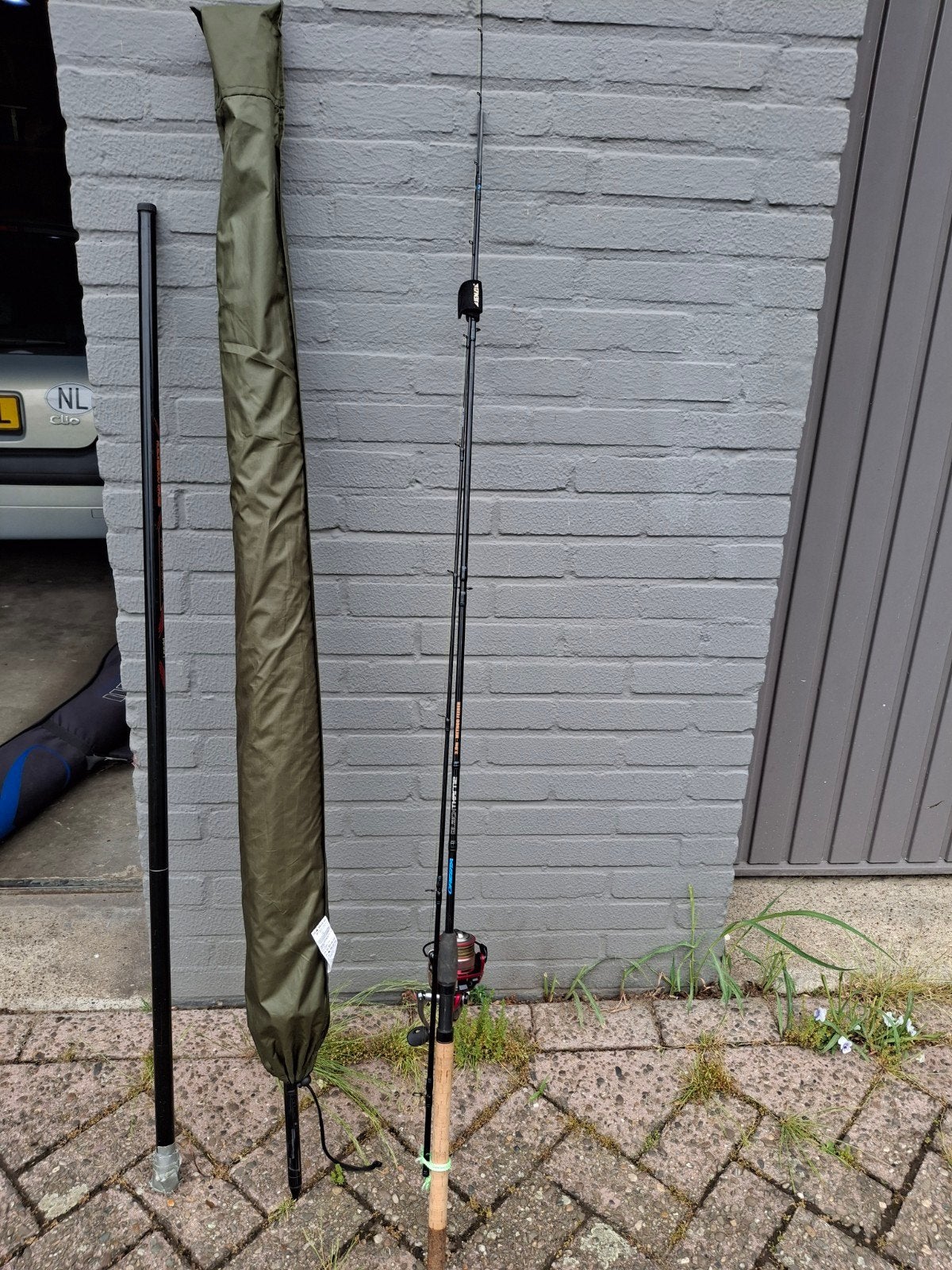 Foedraal met hengel en parasol, Watersport en Boten, Ophalen, Gebruikt, Overige typen