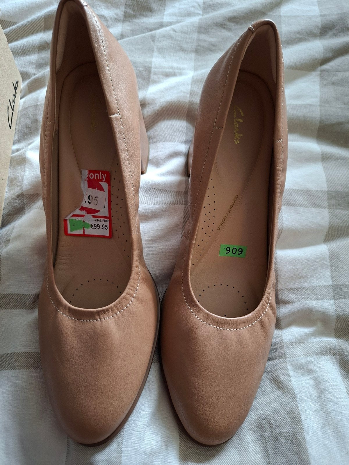 Clarks leren pumps (41,5)nieuw;GRATIS VERZENDING!, Kleding | Dames, Schoenen, Ophalen of Verzenden, Nieuw, Zwart