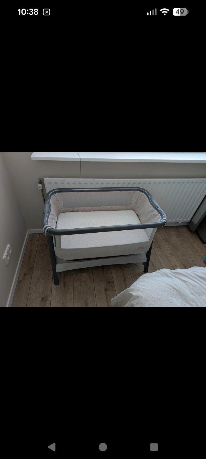 Co sleeper Tutti Bambini Cozee inclusief aerosleep matrasje, Kinderen en Baby's, Babywiegjes en Ledikanten, Ophalen, Zo goed als nieuw