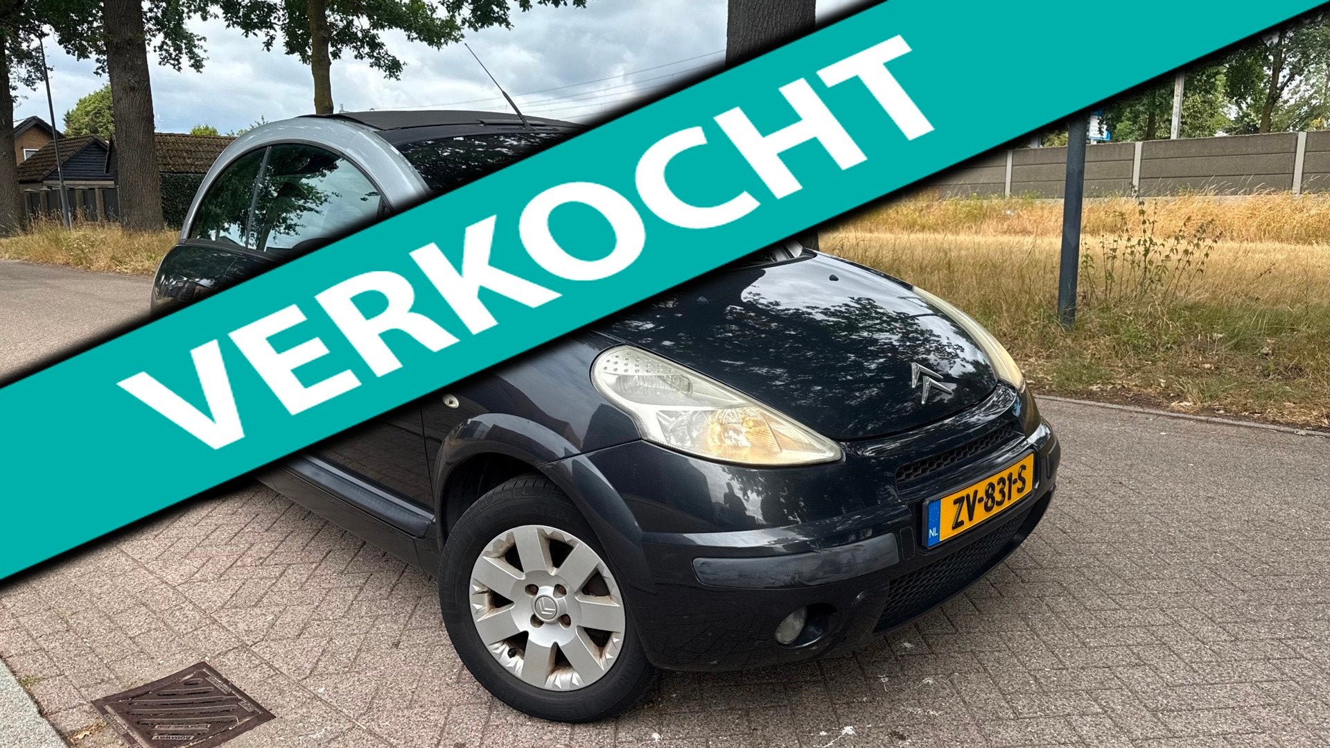 Citroen C3 Pluriel 1.4i 2005 NIEUWE APK DAK GAAT NIET OPEN, Auto's, Voorwielaandrijving, Cabriolet, 4 stoelen, 49 €/maand