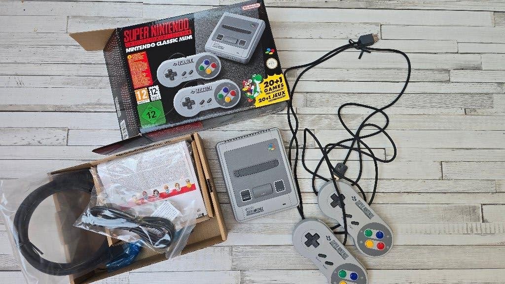 Mini Snes compleet in doos, Avontuur en Actie, 2 spelers, Ophalen of Verzenden, Zo goed als nieuw