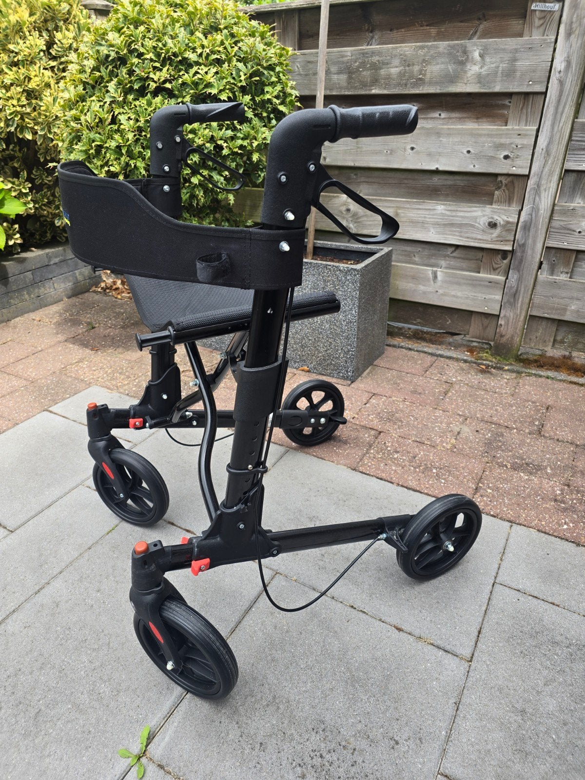 Lichtgewicht rollator MultiMotion (opvouwbaar) - Zwart, Diversen, Rollators, Zo goed als nieuw, Lichtgewicht, Opvouwbaar, Ophalen