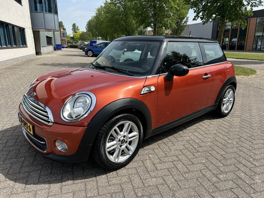 MINI 3-deurs 1.6 Cooper 10yII NAVI CLIMA CRUISE NAP!, Auto's, Voorwielaandrijving, Euro 5, 4 stoelen, Leder en Stof