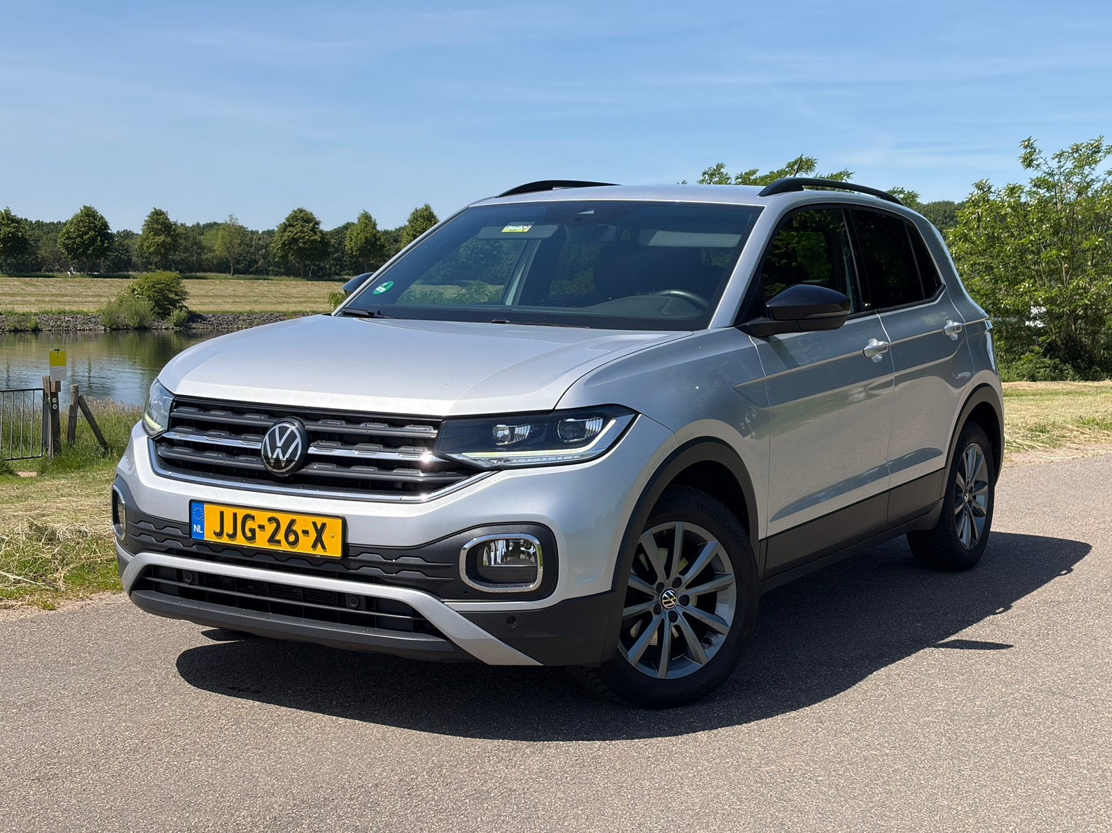 Volkswagen T-Cross 1.0 TSI 110pk 2023 Grijs, Auto's, Voorwielaandrijving, T-Cross, Particulier, 3 cilinders