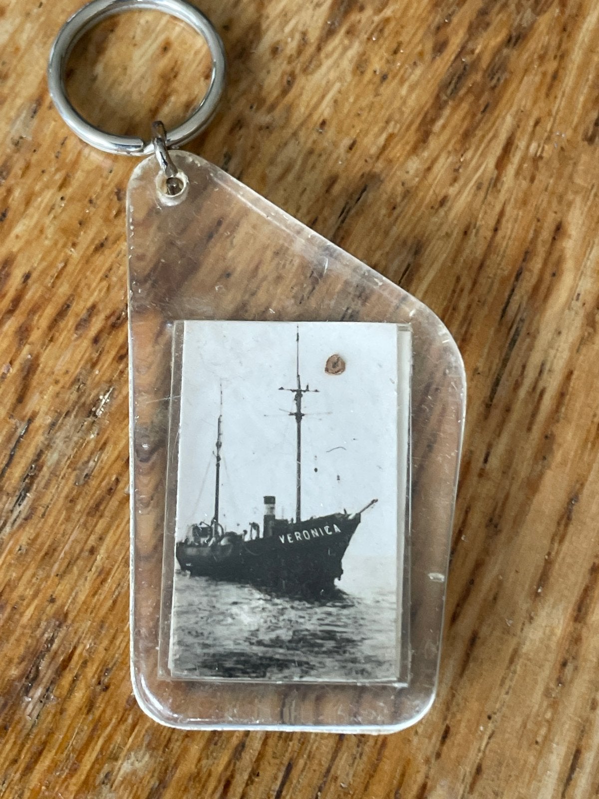 Vintage Veronica sleutelhanger - Schip Veronica, Ophalen of Verzenden, Gebruikt, Transport