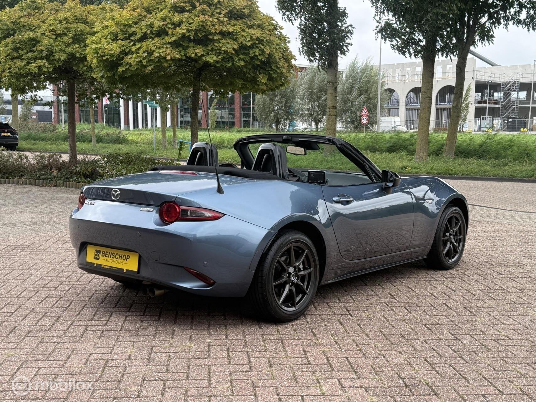 Mazda MX-5 1.5 SkyActiv-G 131 GT-M Leer Navi Bose LED Cruise, Achterwielaandrijving, Zwart, 4 cilinders, Cabriolet