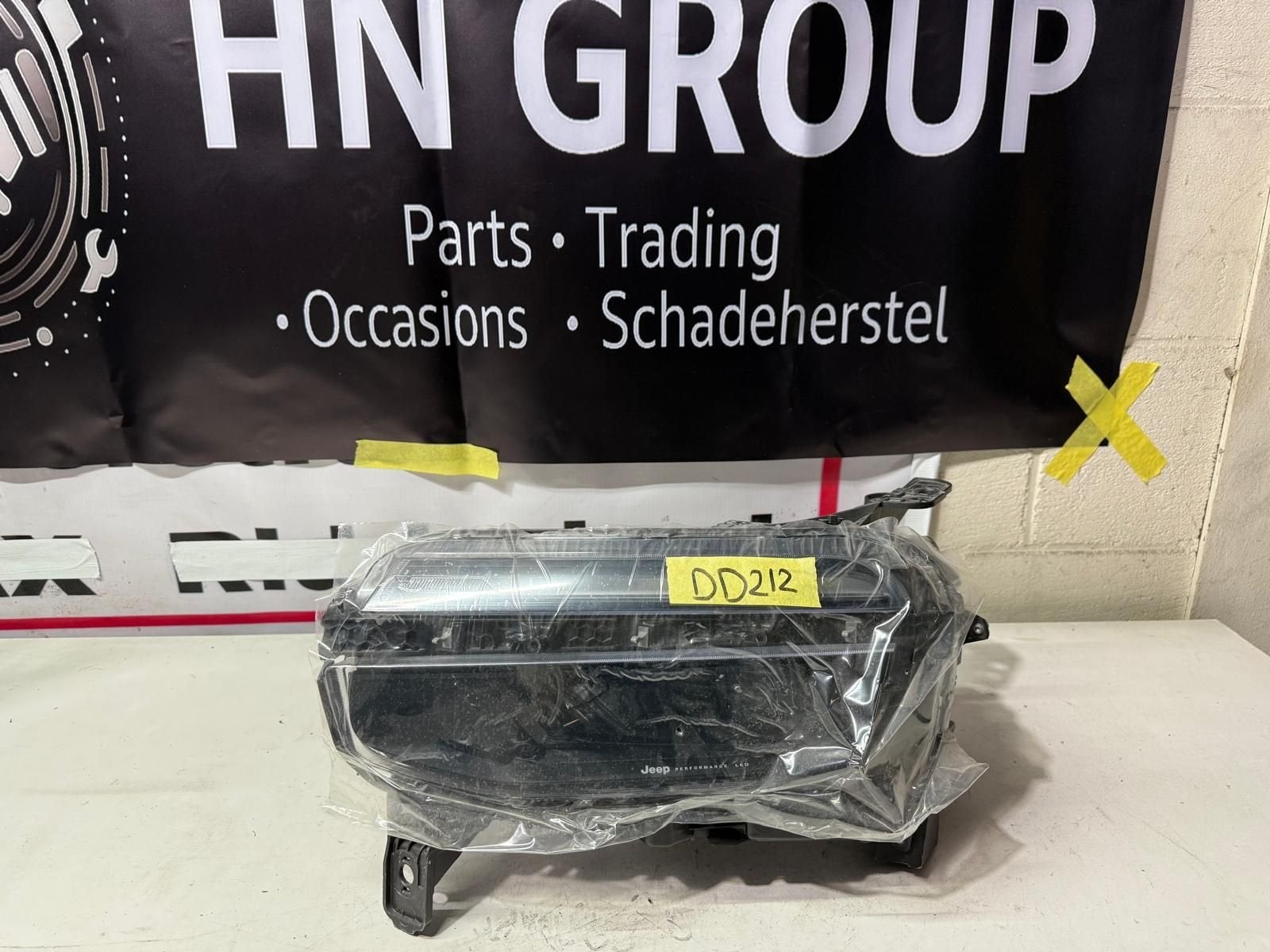 Jeep Avenger koplamp, Gebruikt, -, -, Ophalen of Verzenden
