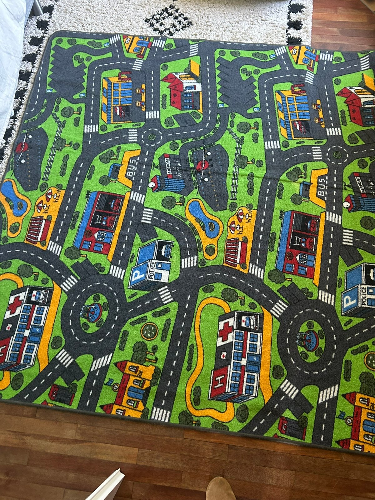 Speelkleed met wegen, Ophalen, Zo goed als nieuw