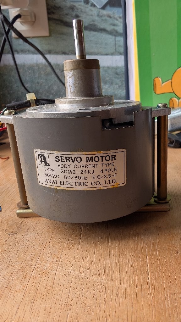 AKAI kaapstander (toonas) eddycurrent motor SCM2-24KJ 4 pole, Ophalen of Verzenden, Onderdeel