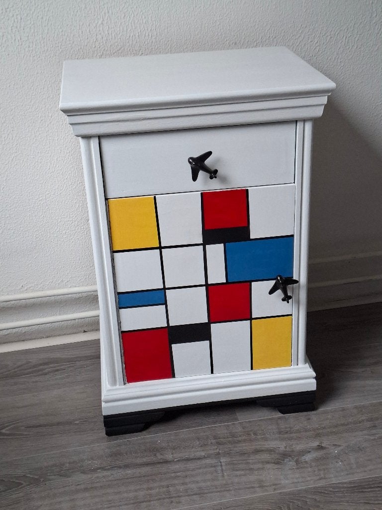 Nachtkastje, halkastje, gangkastje, Ophalen, Gebruikt