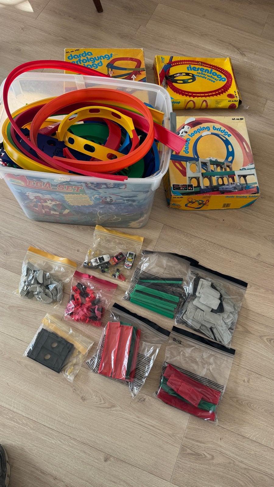 Grote verzameling Darda racebanen, Kinderen en Baby's, Overige merken, Opwindmechanisme, Ophalen of Verzenden, Met looping