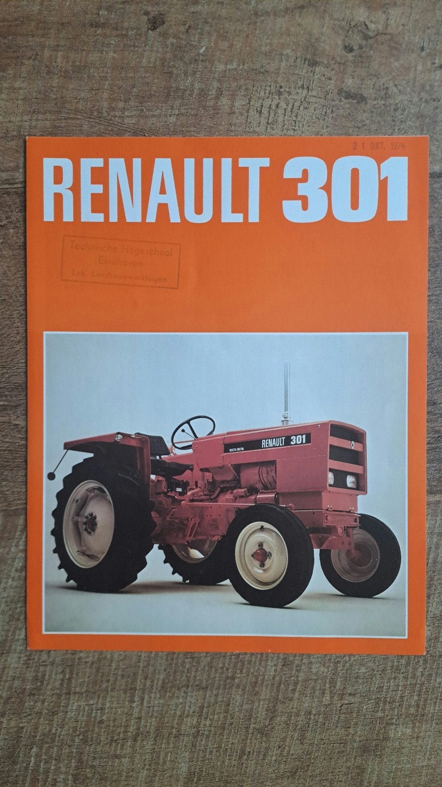folder Renault 301 tractor, trekker, Boeken, Catalogussen en Folders, Ophalen of Verzenden, Zo goed als nieuw, Folder