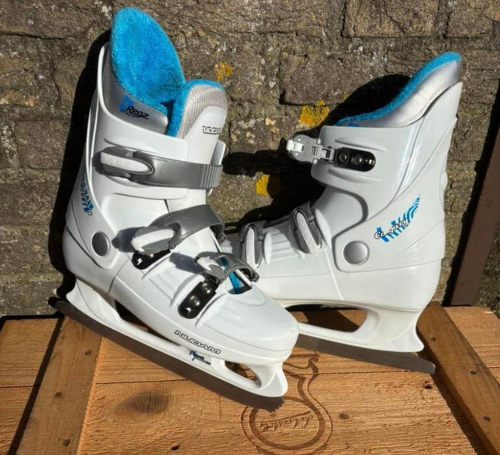 Nijdam kunstschaatsen maat 39, Sport en Fitness, Schaatsen, Ophalen of Verzenden, Zo goed als nieuw, Kunstschaatsen, Nijdam