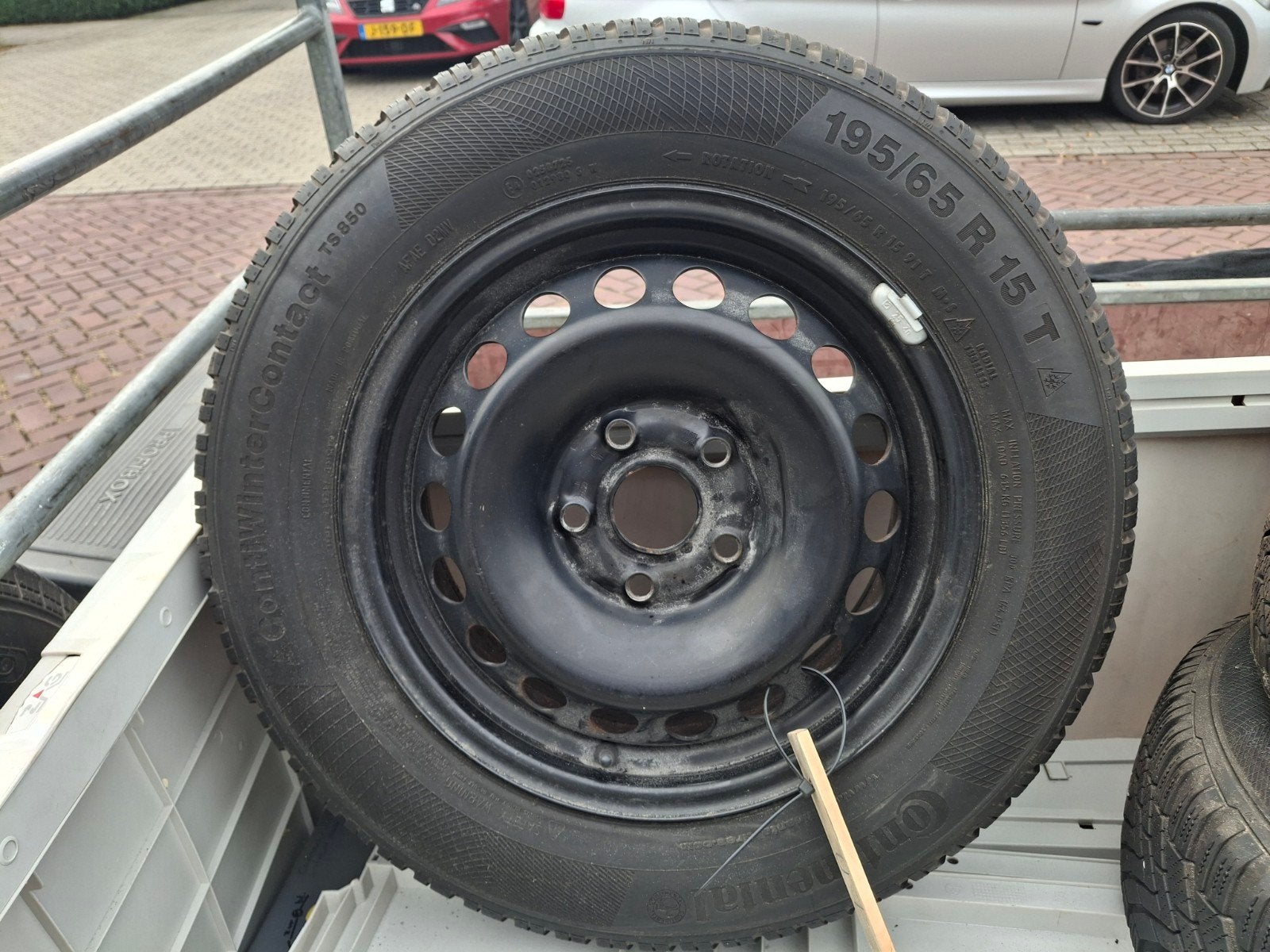 Continental Winterbanden met Velg 195/65 R15, Ophalen, Gebruikt, 15 inch, Banden en Velgen
