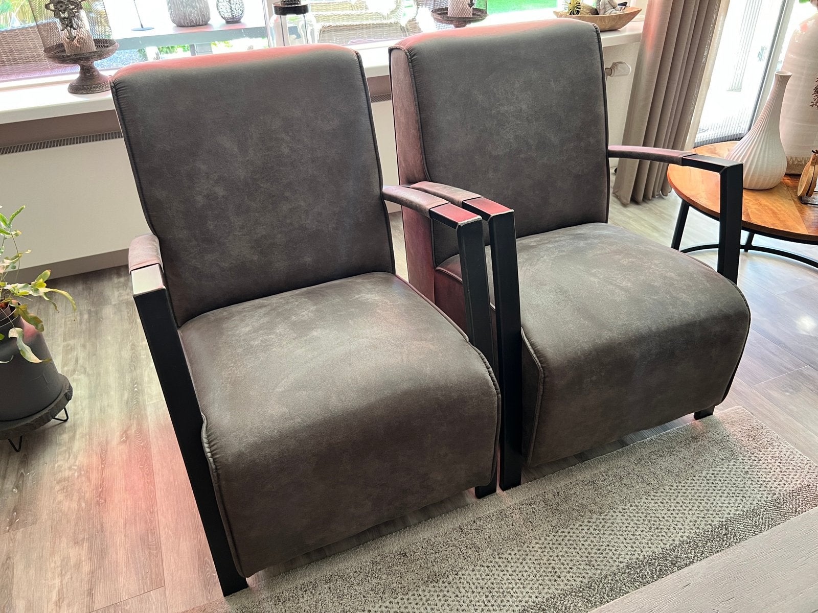Fauteuils metaal / stof keurig nette staat grijs-bruin, Ophalen, 75 tot 100 cm, Zo goed als nieuw, Metaal