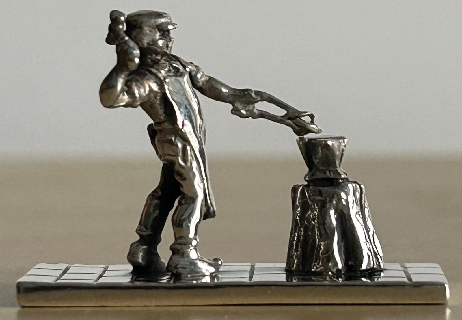 Miniatuur C.L.J. Begeer Utrecht SMID 925 sterling zilver, Antiek en Kunst, Verzenden, Zilver