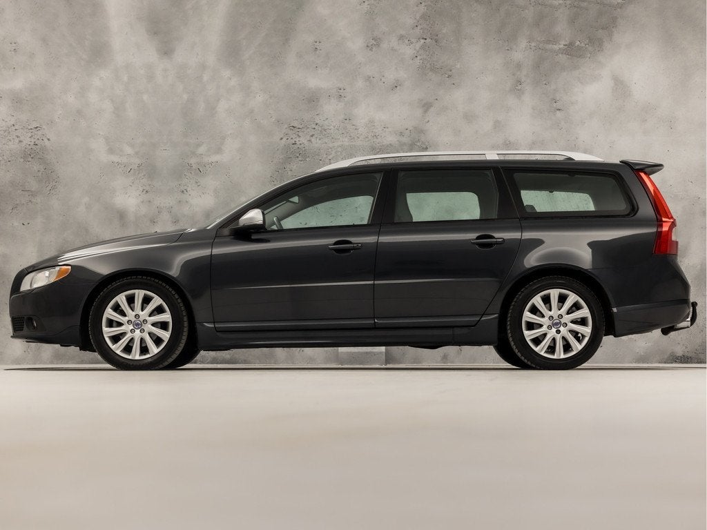Volvo V70 1.6 T4 R-Design 179Pk Automaat (NAVIGATIE, LEDER,, Auto's, Zwart, 4 cilinders, 179 pk, 84 €/maand