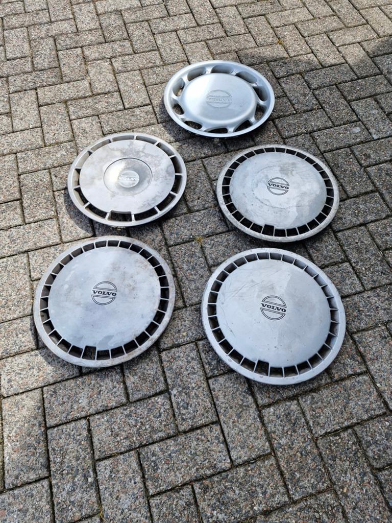 Wieldoppen Volvo 14 en 15 inch, Gebruikt, Ophalen of Verzenden